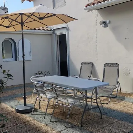 Semesterbostad Maison Avec Jardin, Proche Ocean, 6 Pers, 3 Ch, Animations, Bbq, Parfait Famille/amis - Fr-1-50-81 *